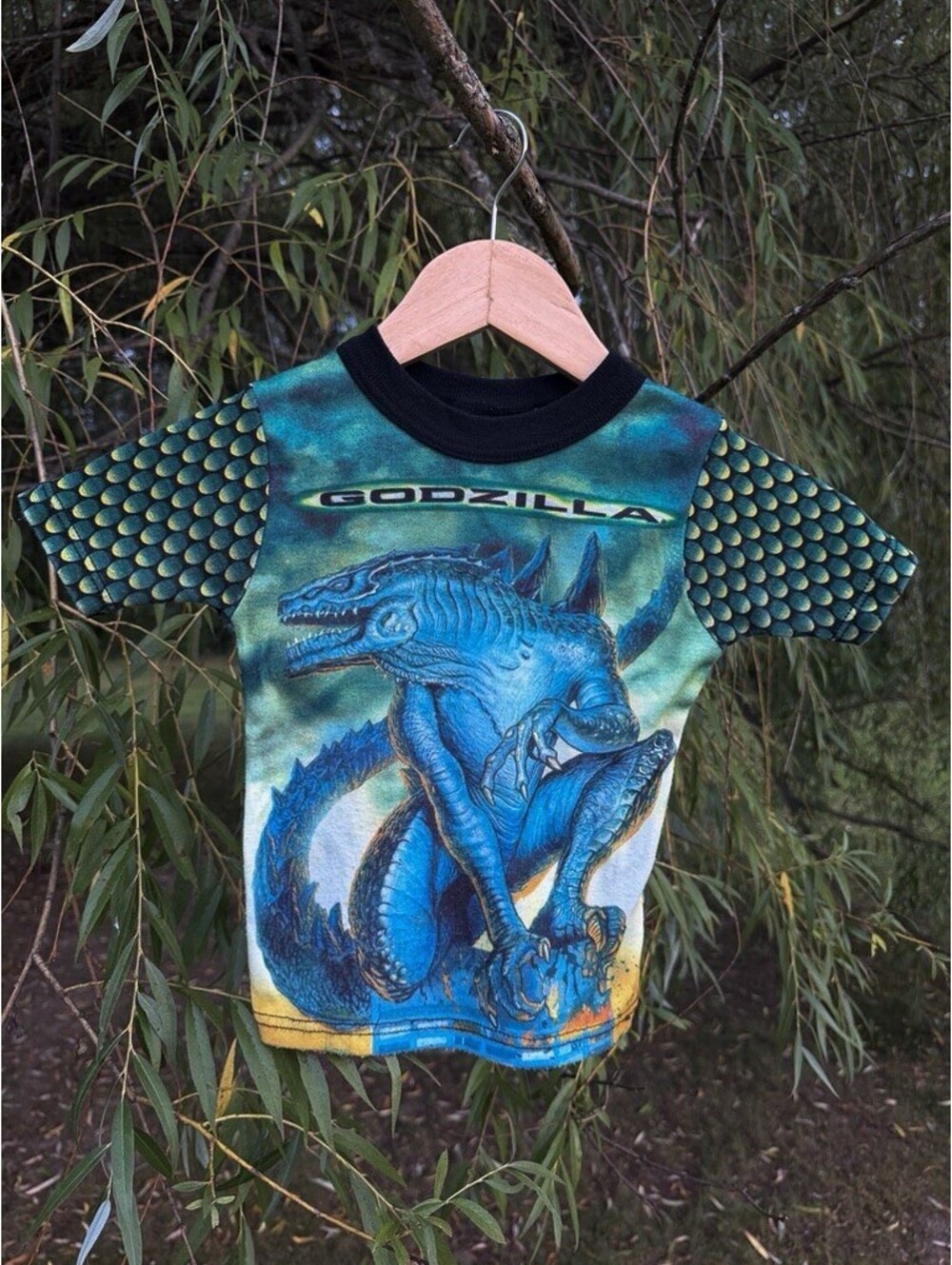 Vintage 80s/90s Godzilla T-Shirt AOP Size 6 Green Short Eddies